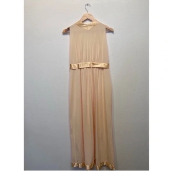 Beautiful Vintage golden yellow deep-V slip dress - Picture 12 of 16